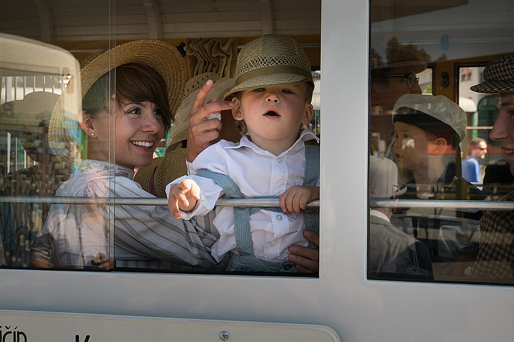 Reportážní fotografie, Lázeňské slavnosti Rožnov p. R.